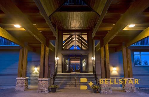 Golden Cabin | Palliser Lodge — Bellstar Hotels & Resorts