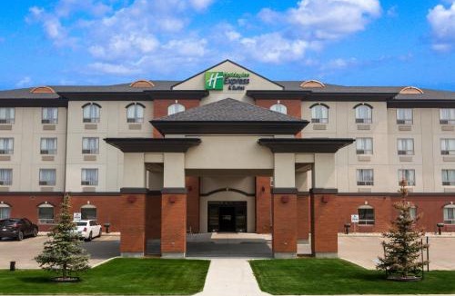 Whitecourt Hotel | Holiday Inn Express & Suites Whitecourt by IHG