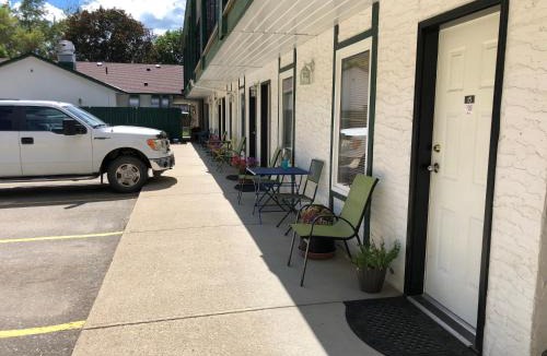 Chase Hotel | Chase Country Inn