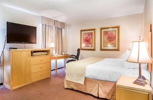 South Lethbridge Hotel | Quality Inn & Suites Lethbridge East