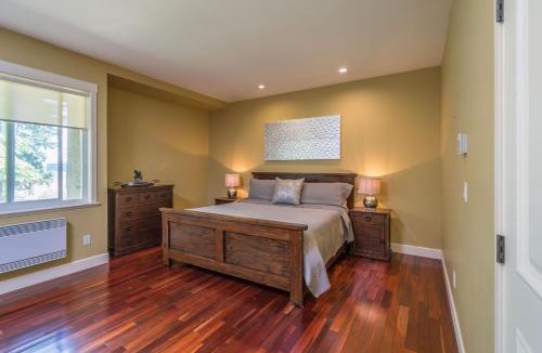 Regional District of Nanaimo Apartment | Luxury Penthouse Downtown Nanaimo