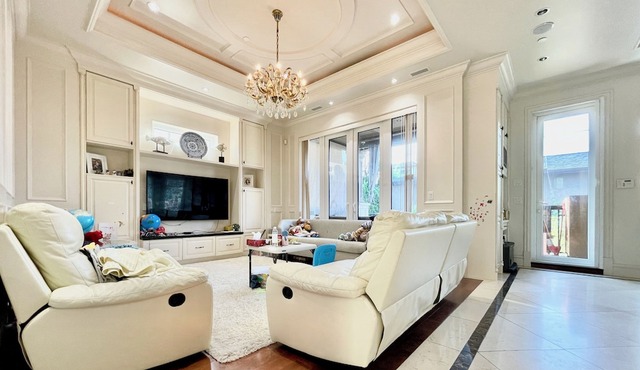 Vancouver Luxury Guest House