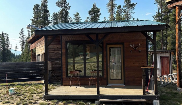 Valemount Mountain Bunkie