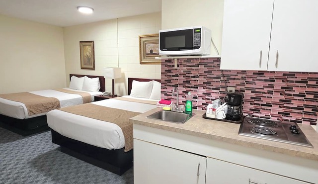 Canadian Motor Inn