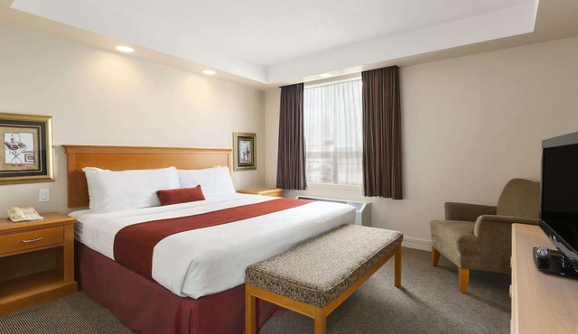 Travelodge by Wyndham Spruce Grove