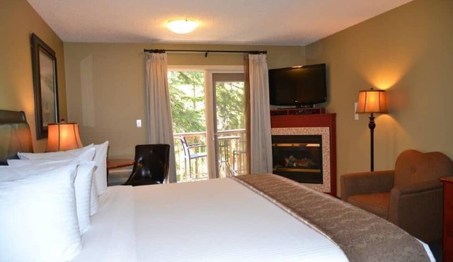 Village Creek Country Inn