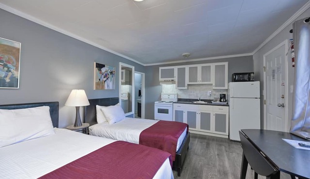 Maple Leaf Motel & RV Resort