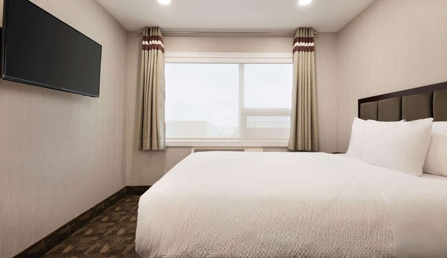 Days Inn by Wyndham Wainwright