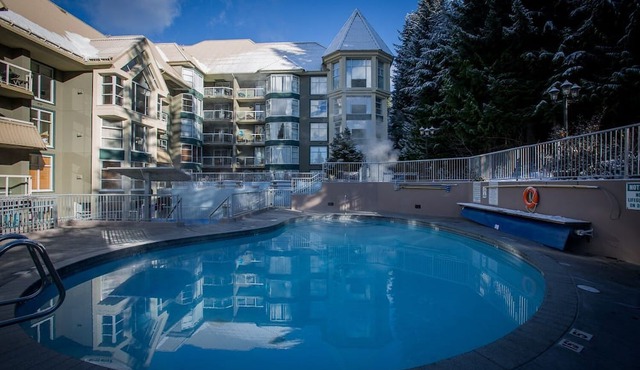 Woodrun Lodge by Whistler Premier