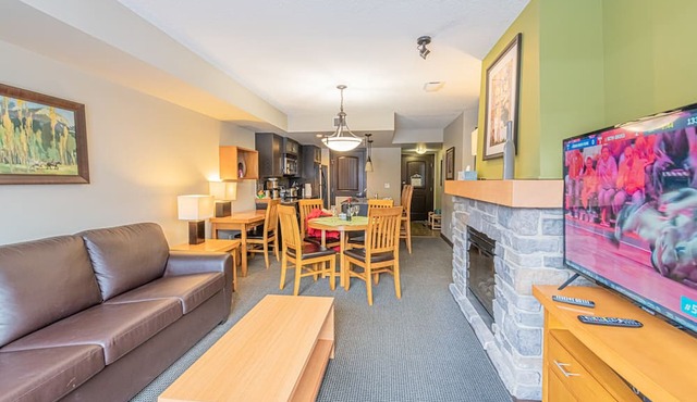 Copperstone Resort - Mountain View Suite