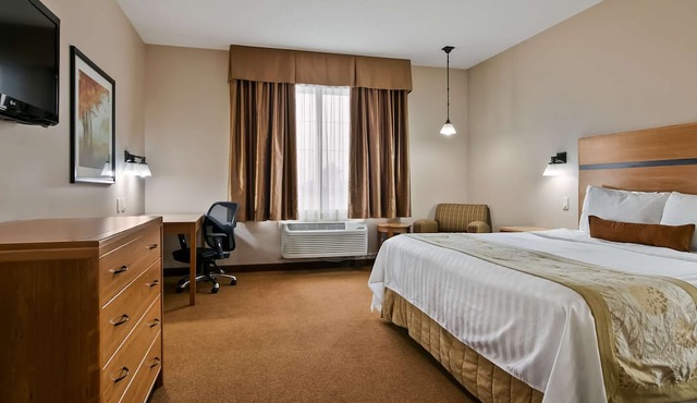 Best Western Plus Chateau Inn Sylvan Lake