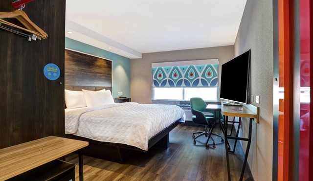 TRU BY Hilton Edmonton Windermere