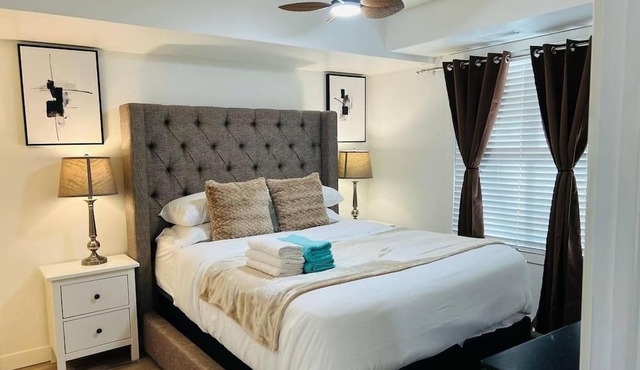 Modern Comfort in Edmonton's Heart, 2 Bedroom Apartment