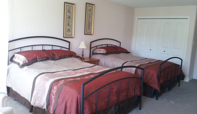 Harvelle House Bed & Breakfast