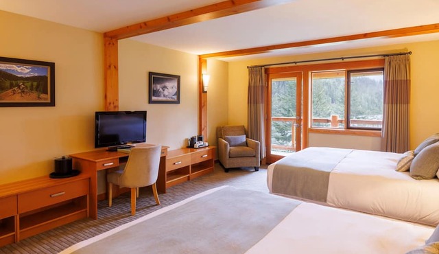 Tyax Lodge & Heliskiing