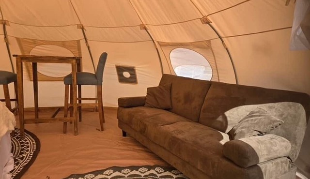 Cozy Safari Tent at Prairie Junction