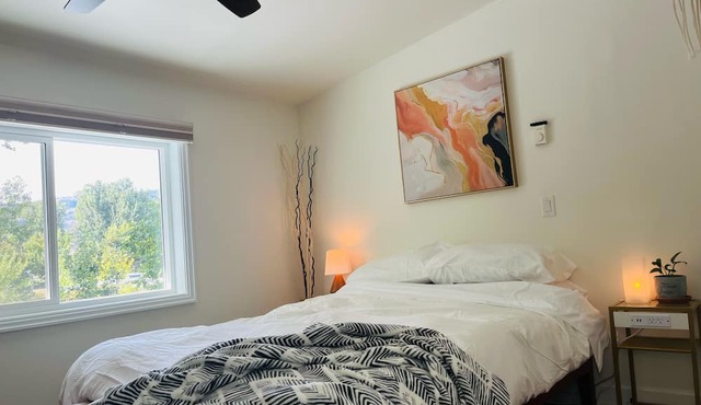 Hikari-Okanagan Sunshine B&B