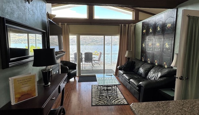 Peachland Beach Resort