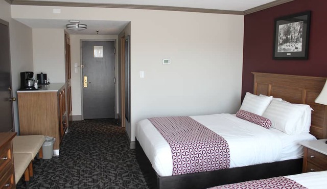 The Royal Anne Hotel