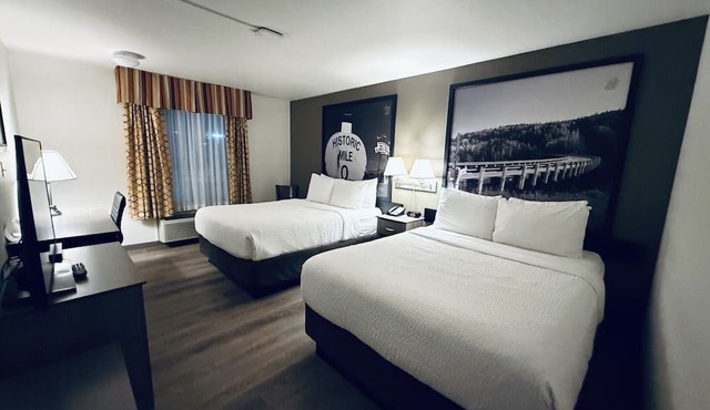 Super 8 by Wyndham Dawson Creek