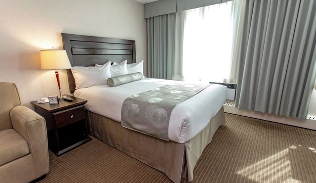 Campus Tower Suite Hotel