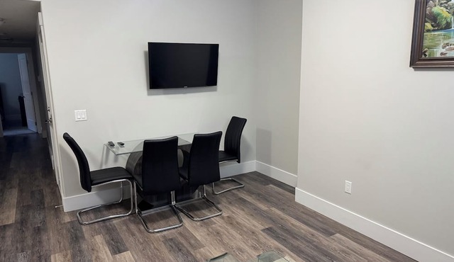 Elegant 2-bedroom Basement Suite in Wood Buffalo, Canada