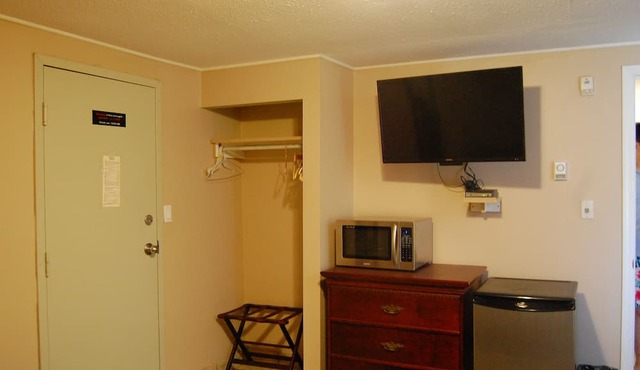 Coronation Motel