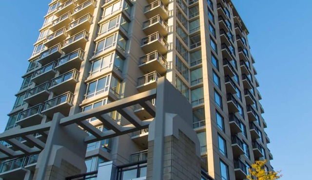 Astoria Elegance Contemporary Suite in one of Victoria's Best Buildings by Victoria Prime!