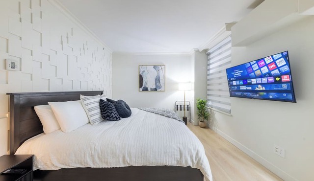Luxury 2 Bedroom 2 King Beds in Hotel Downtown