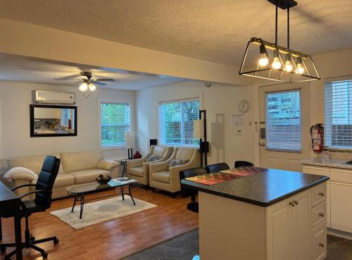 Memory Lane Guest Suite