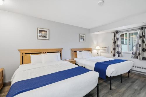 Canada's Best Value Desert Inn & Suites