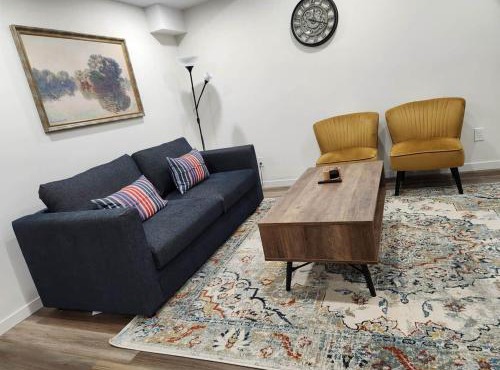 Modern 2BR | Private Suite | Close to Banff | UofC