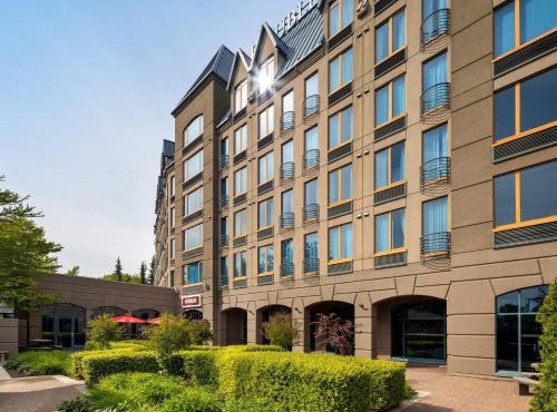 DoubleTree by Hilton North Vancouver