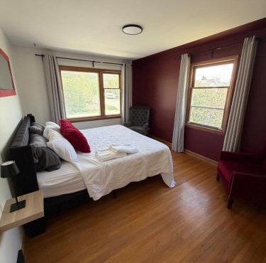 Merlot House
