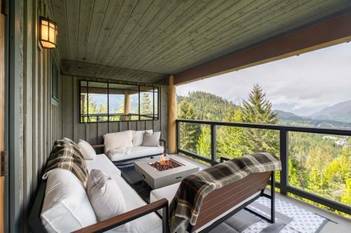 Taluswood Ridge 4 by Outpost Whistler