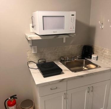 Cozy private basement suite with separate entrance