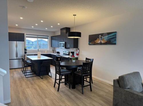 Comfort Haven 3BR Family Home in Ambleton