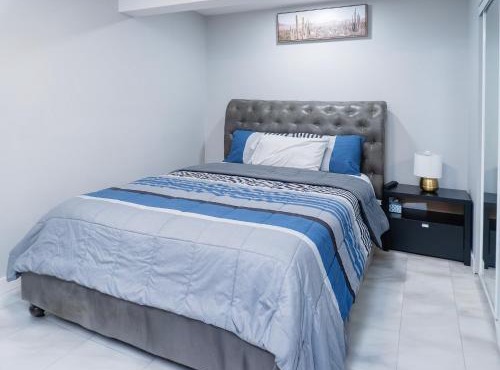 Superior and Spacious 2-bedroom basement private suite