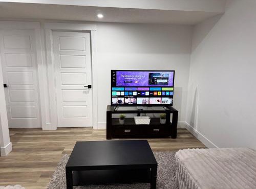 Charming Basement Suite