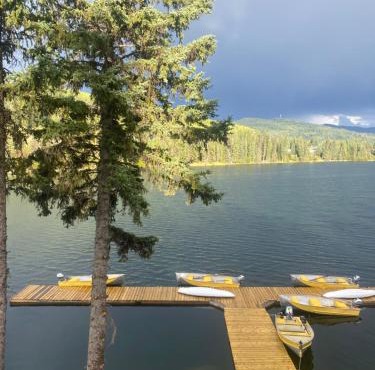 Lac Des Roches Resort
