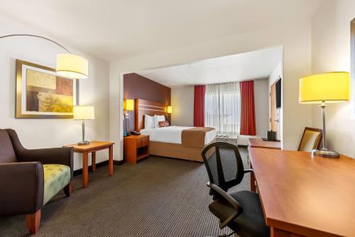 Wingate by Wyndham Calgary South