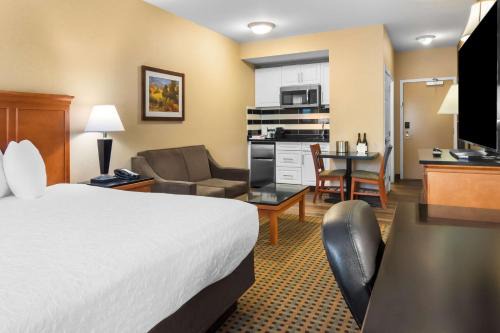 Best Western Plus Osoyoos Hotel & Suites