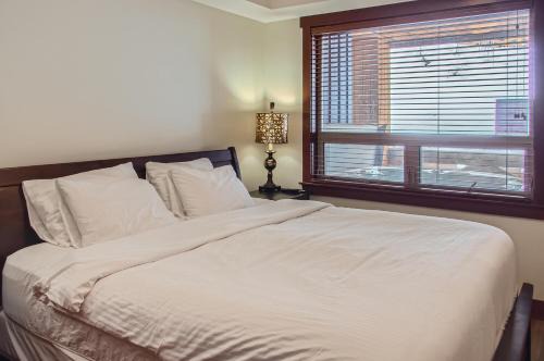 Stonegate Resort Unit C202