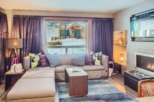 Stonegate Resort Unit B107