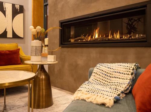 Alpenglow Lodge Bear Wonder One-Bedroom by MVA