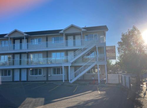Raccoon Lodge Motel