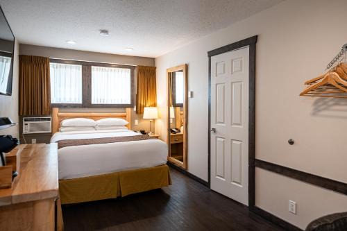 Swiss Chalet Motel