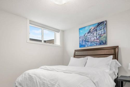 Rockland Oasis: 1BR + Parking