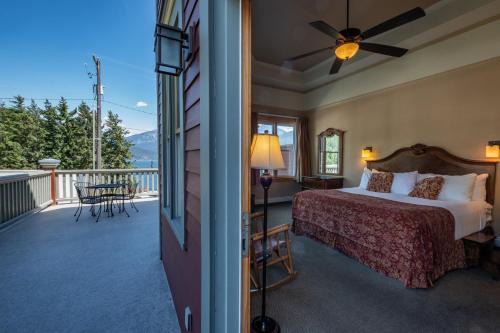 Kaslo Hotel