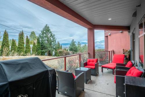 Fabulous Condo at Five Star Resort 209